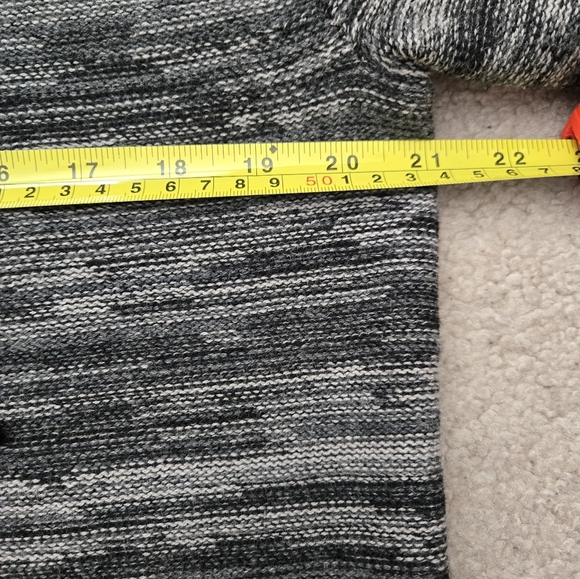 HARLEY DAVIDSON Men's Wool Sweater with half zip, Logo back and sleeve.  Size M - Picture 8 of 11